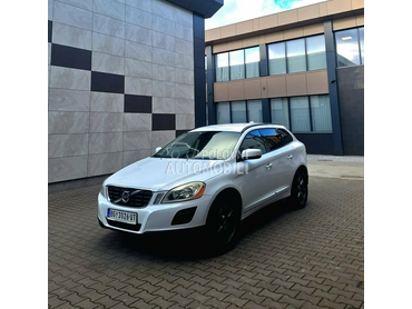 Volvo XC60 CENA HIT
