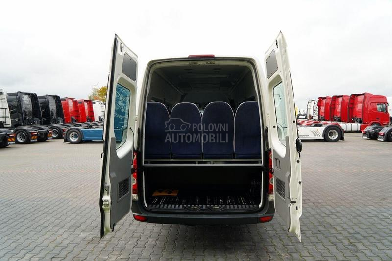 Volkswagen CRAFTER/minibus/IMP3313