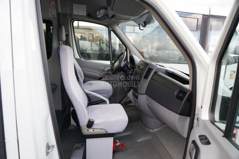 Volkswagen CRAFTER/minibus/IMP3313