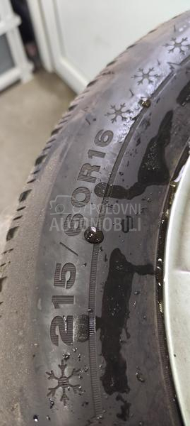 Dunlop 215/60 R16 Zimska