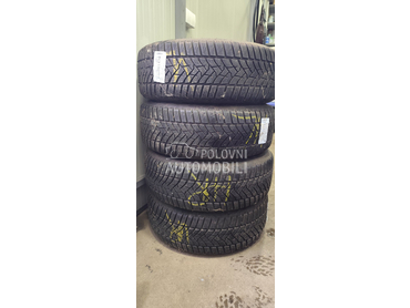 Dunlop 215/60 R16 Zimska