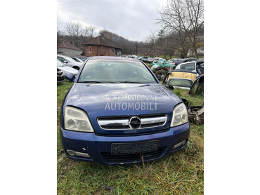 Delovi za Opel Signum 2004. god.