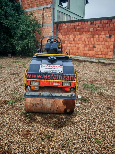 Dynapac CC102/F NEISPRAVAN