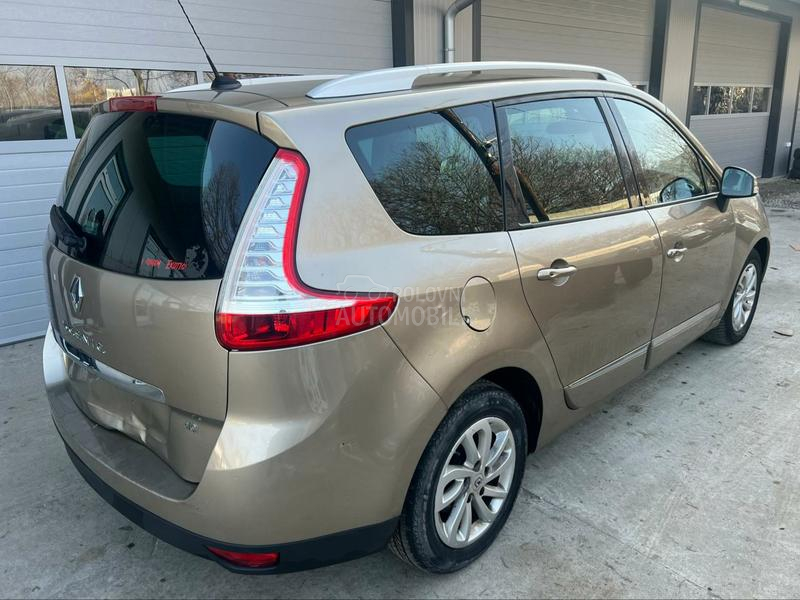 Renault Grand Scenic III 2015. god. -  kompletan auto u delovima