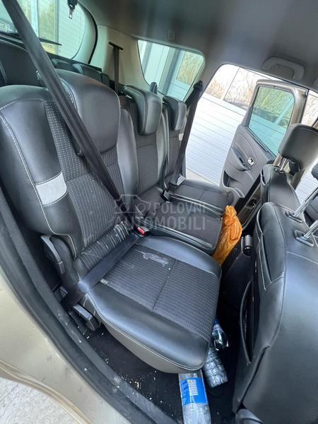 Renault Grand Scenic III 2015. god. -  kompletan auto u delovima