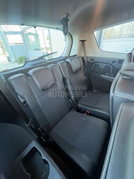 Renault Grand Scenic III 2015. god. -  kompletan auto u delovima