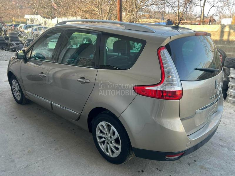 Renault Grand Scenic III 2015. god. -  kompletan auto u delovima