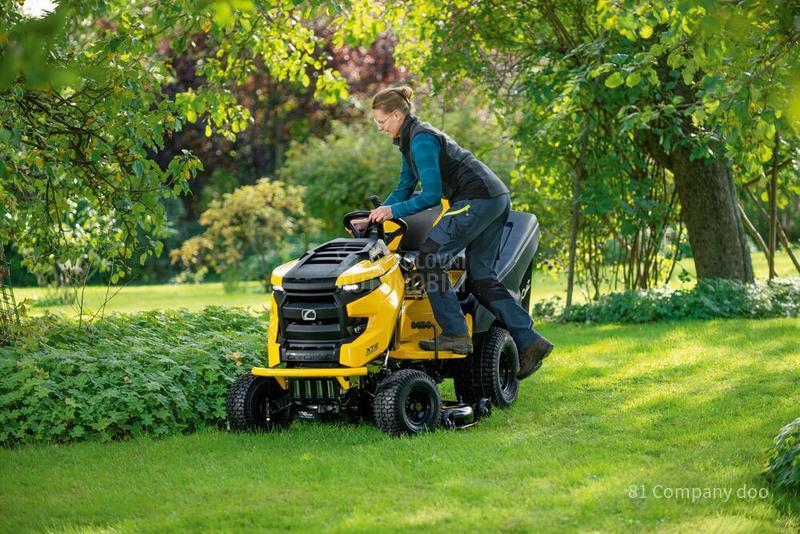 Cub Cadet XT2 QR106