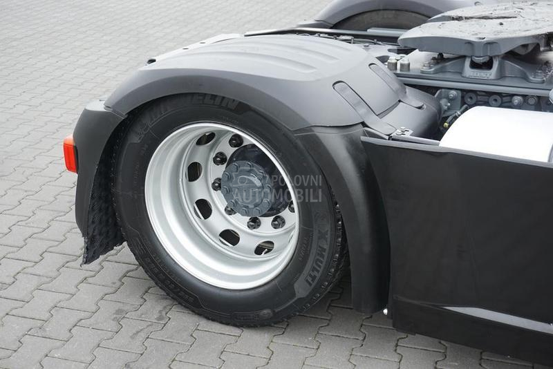 DAF 106 tegljač DOM1741