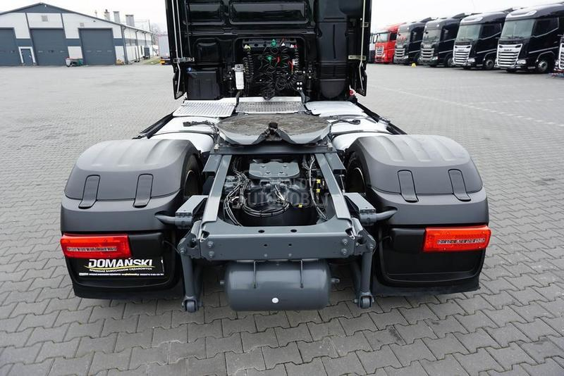 DAF 106 tegljač DOM1741