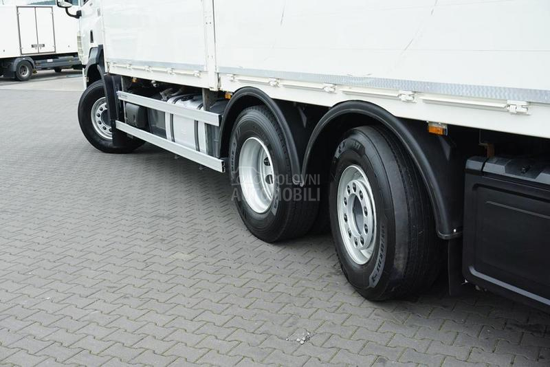 DAF CF platformom DOM1742