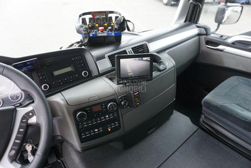 MAN TGL platformom DOM1744