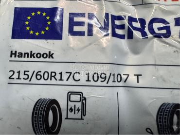 Hankook 215/60 R17 Zimska
