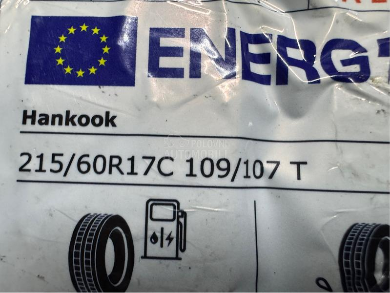 Hankook 215/60 R17 Zimska