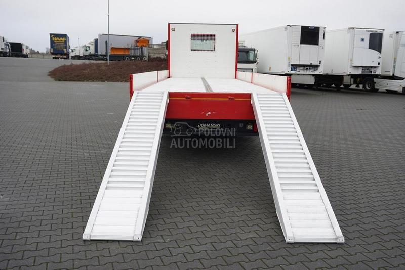 DAF CF platformom DOM1747