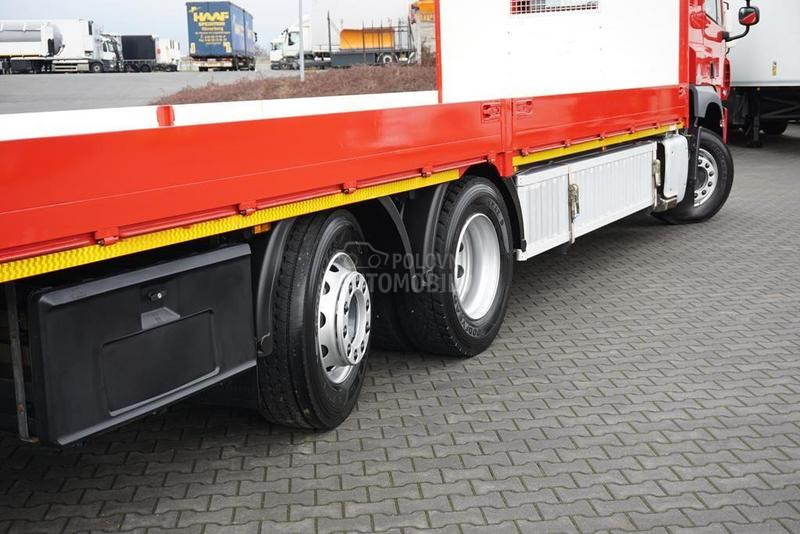 DAF CF platformom DOM1747