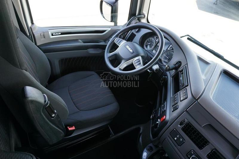 DAF 106 tegljač DOM1748