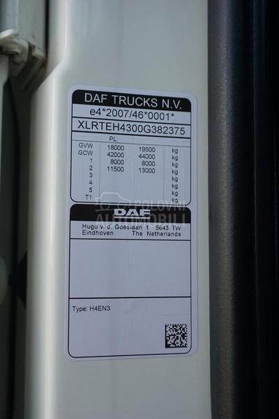 DAF 106 tegljač DOM1748