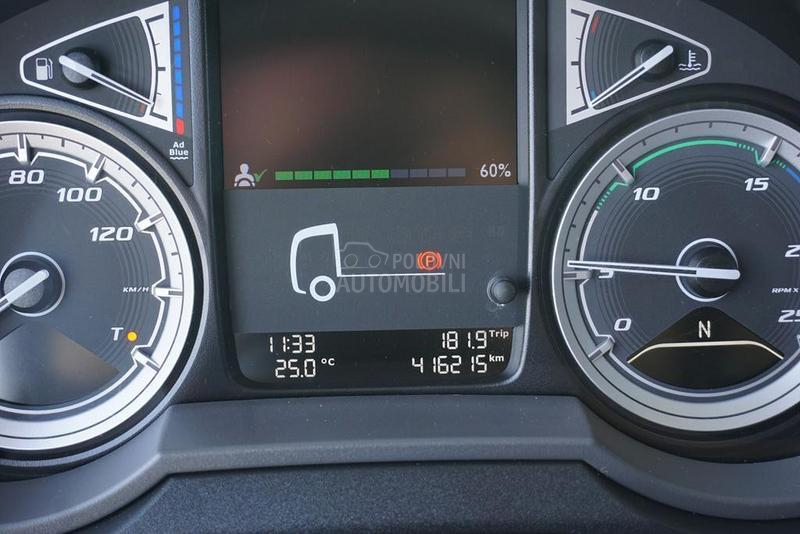 DAF 106 tegljač DOM1748