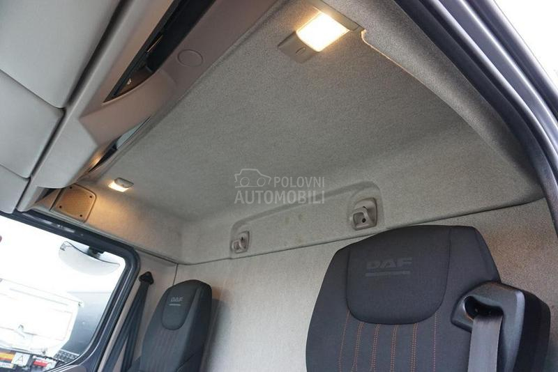 DAF LF platformom DOM1752