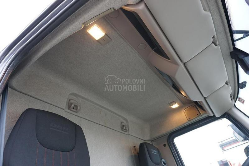 DAF LF platformom DOM1752