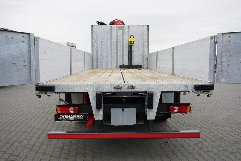 DAF LF platformom DOM1752