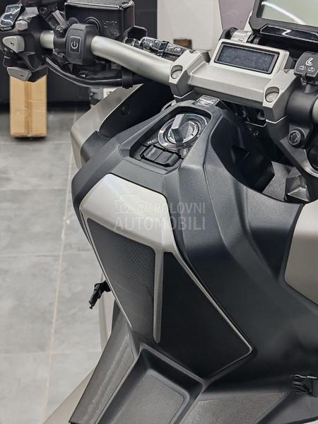 Honda X ADV
