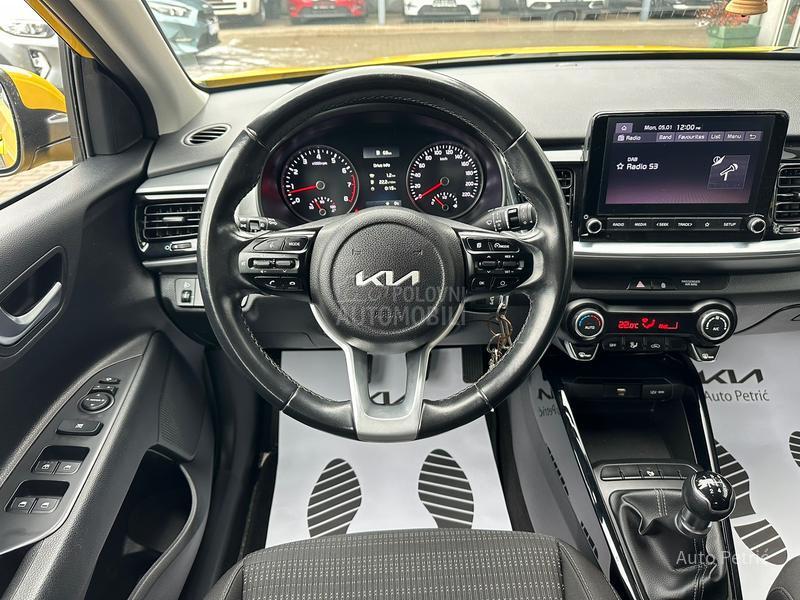 Kia Stonic 1.2 LX URBAN