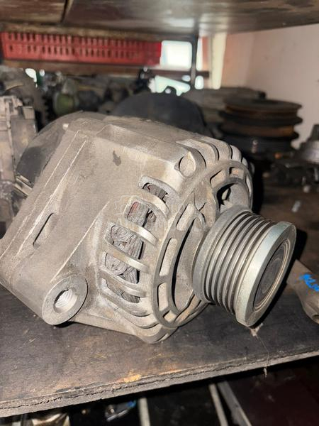 Alternator 1,9 cdti