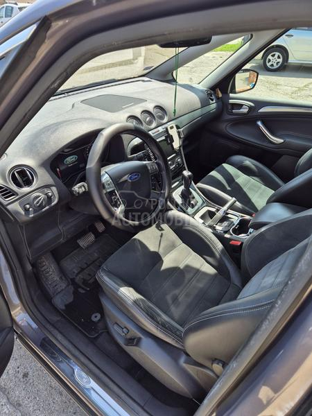 Ford S-Max PowerShift Titanium
