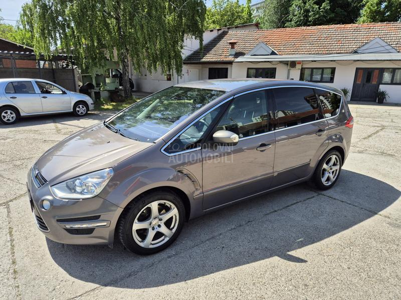 Ford S-Max PowerShift Titanium