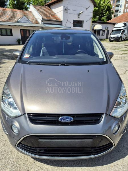 Ford S-Max PowerShift Titanium