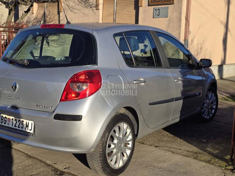 Renault Clio 