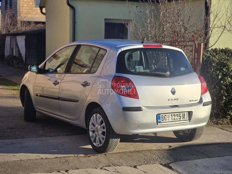Renault Clio 