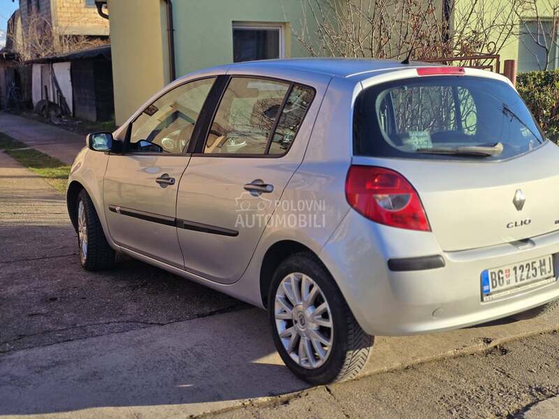 Renault Clio 