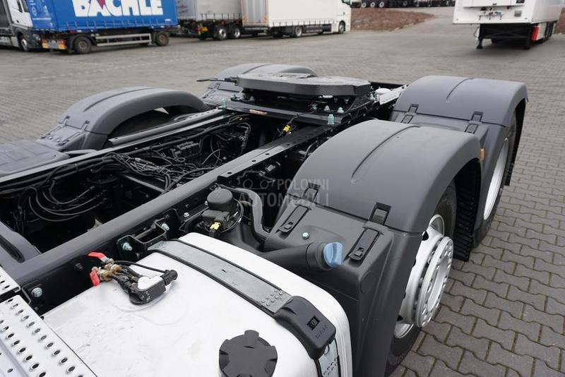 MAN TGX tegljač DOM1780