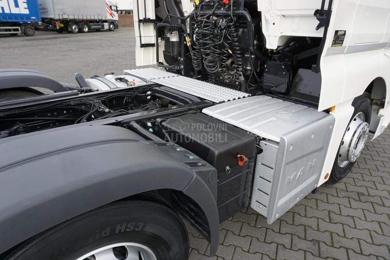 MAN TGX tegljač DOM1780