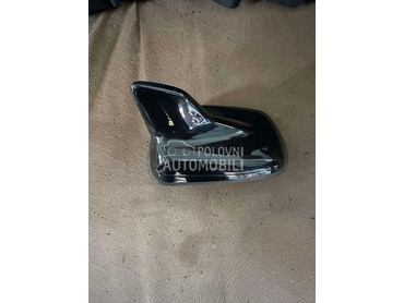 Antena na krovu za Audi Q7