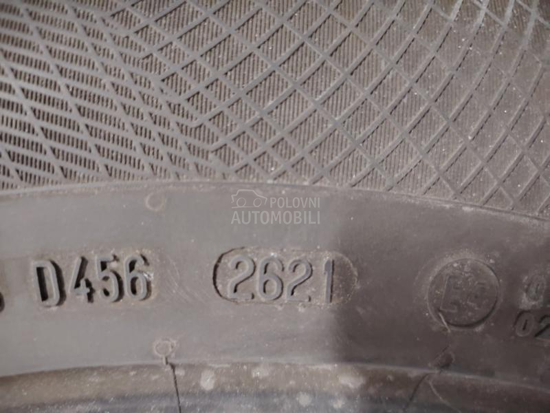 Continental 215/65 R17 Zimska