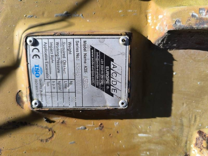 CAT Čekić za beton