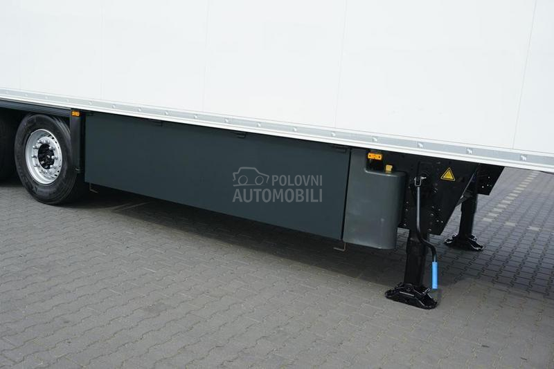 Schmitz Cargobull DOM1789