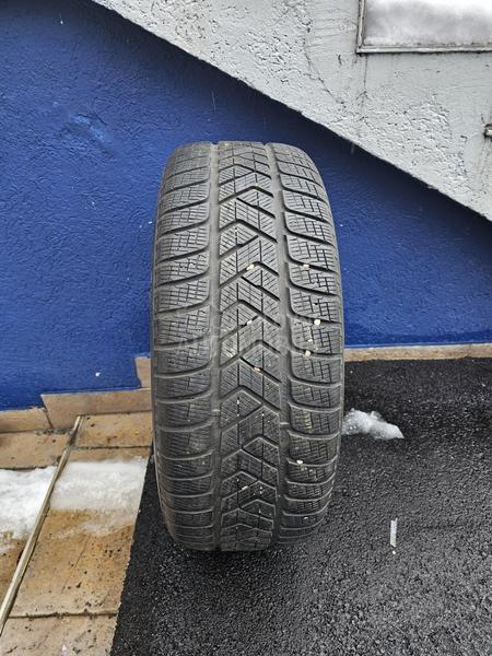 Pirelli 235/55 R18 Zimska