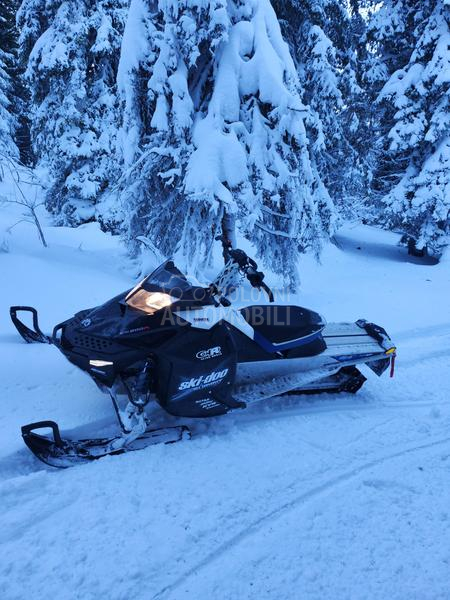 Ski-Doo summit 800R 154