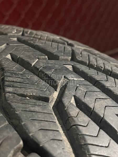 Tigar 215/60 R17 Zimska