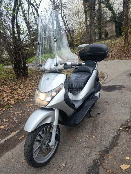 Piaggio Beverly 125