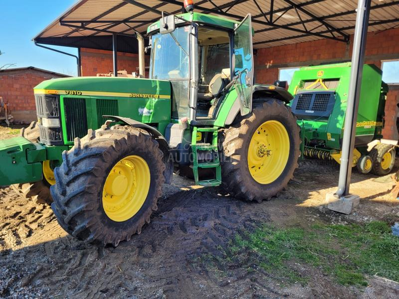 John Deere 7810