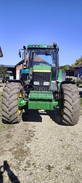 John Deere 7810