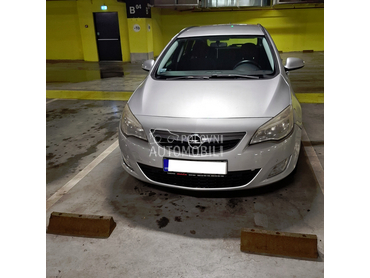 Opel Astra J 1.7 CDTI