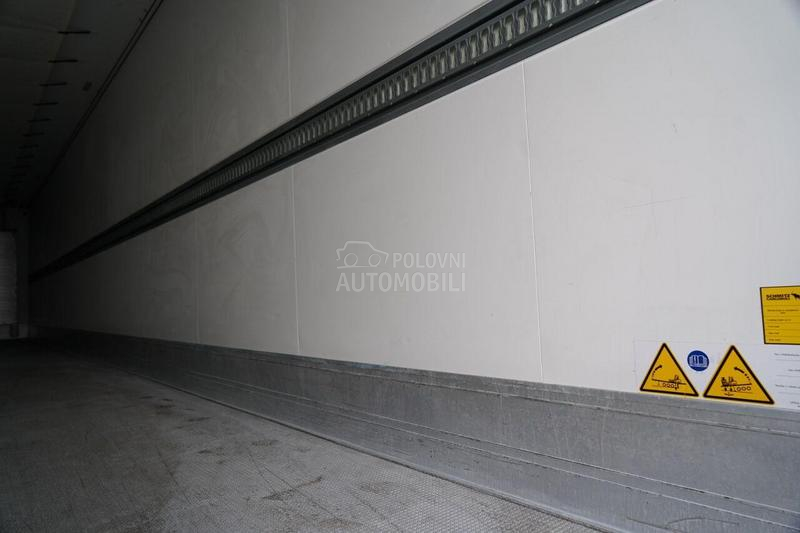 Schmitz Hladnjača/IMP3372