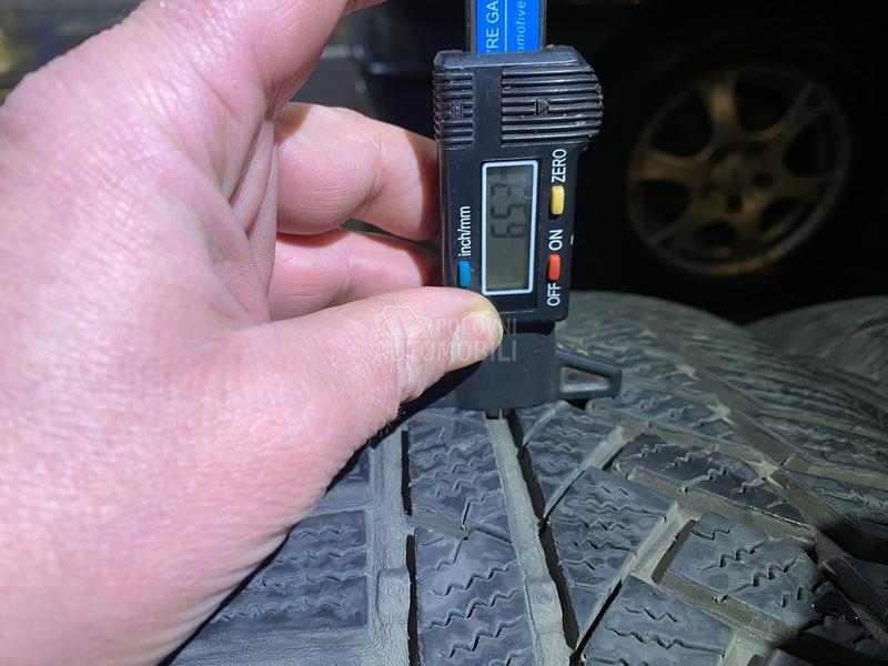 Continental 215/65 R16 Zimska